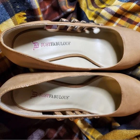 Tan Vegan Leather Pump with Buckle-accented Cutouts Size 7.5 - Picture 6 of 12